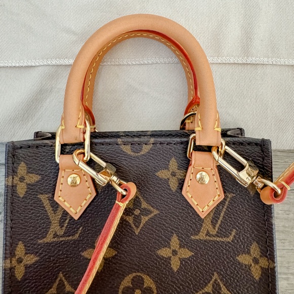 Authentic Louis Vuitton Petit Sac Plat bag - Picture 7 of 14